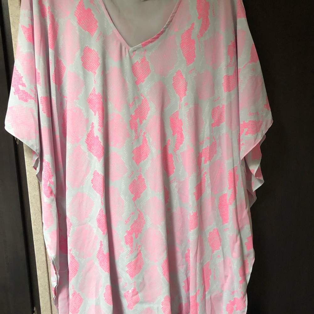 Buddy love tunic